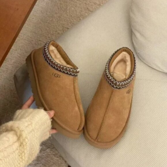 UGG Tasman Slippers chestnut - Picture 1 of 9